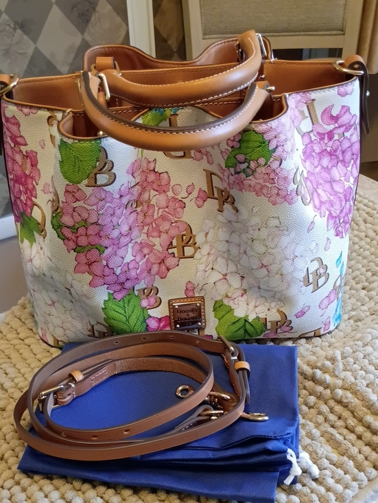 Dooney & Bourke Handbags - Dooney hydrangea monogram floral Brenna satchel